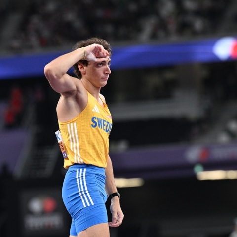 Θαύμα της φύσης: Νέο παγκόσμιο ρεκόρ στα 6.30μ. από τον αδιανόητο Ντουπλάντις