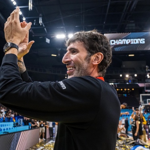 Ο προπονητής της Γερμανίας, Άλεξ Μουμπρού