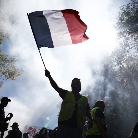 Γαλλία: Χιλιάδες διαδηλωτές στους δρόμους