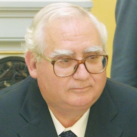 Πέθανε ο Αλέκος Ακριβάκης, ιδρυτικό μέλος του ΠΑΣΟΚ και πρώην υπουργός