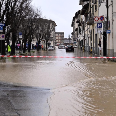 Κύμα κακοκαιρίας σαρώνει την Ιταλία - Βυθισμένη στις λάσπες από τις ισχυρές καταιγίδες
