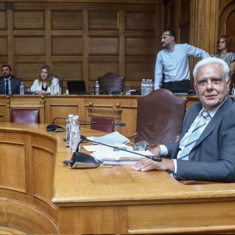 ΣΥΝΕΔΡΙΑΣΗ ΤΗΣ ΕΞΕΤΑΣΤΙΚΗΣ ΕΠΙΤΡΟΠΗΣ ΤΗΣ ΒΟΥΛΗΣ ΓΙΑ ΤΟΝ ΟΠΕΚΕΠΕ. ΜΑΡΤΥΡΑΣ ΣΑΛΑΤΑΣ ΝΙΚΟΛΑΟΣ ΠΡΩΗΝ ΠΡΟΕΔΡΟΣ ΟΠΕΚΕΠΕ (ΓΙΩΡΓΟΣ ΚΟΝΤΑΡΙΝΗΣ/EUROKINISSI)