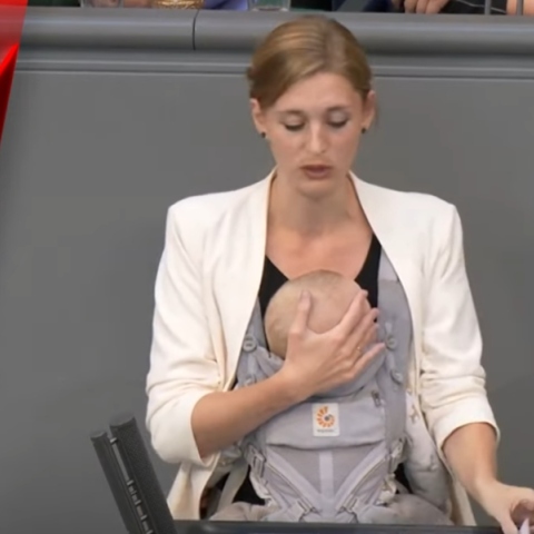 Η Χάνα Στάινμουλερ στο κοινοβούλιο της Γερμανίας