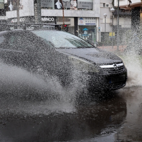 κακοκαιρία, βροχες, οχηματα