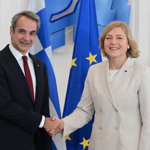 Συνάντηση Μητσοτάκη με την Αντιπρόεδρο της Κομισιόν, Χένα Βιρκούνεν