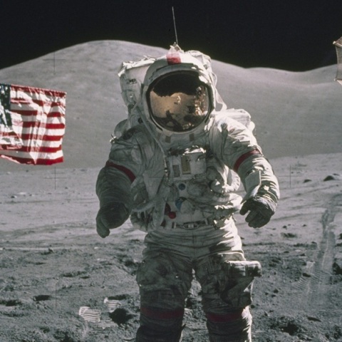 Μελέτη δειγμάτων της Σελήνης που έλαβε το Apollo το 1972 αποκαλύπτει τη σύσταση του μανδύα της