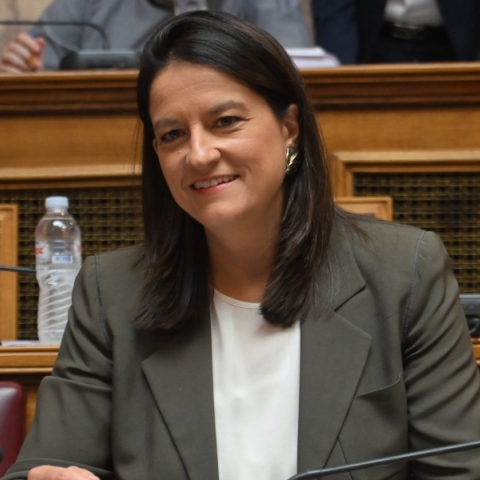 Η υπουργός Εργασίας και Απασχόλησης, Νίκη Κεραμέως 