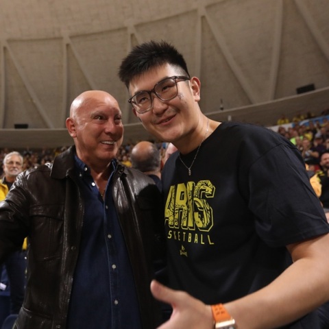 Άρης: Αποθέωση για Ρίτσαρντ Σιάο και Νίκο Γκάλη στο Αλεξάνδρειο