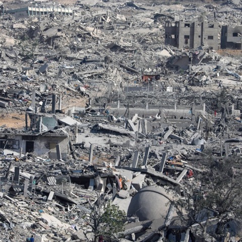 Drone κατέγραψε το μέγεθος της καταστροφής στην πόλη της Γάζας μετά από δύο χρόνια πολέμου