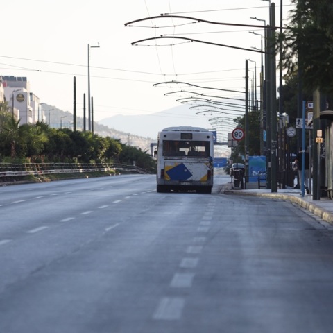 Πλαστικός χειρουργός ξυλοκόπησε 43χρονη στη μέση της Συγγρού - Της ξερίζωσε τα μαλλιά και την χτύπησε στο κεφάλι