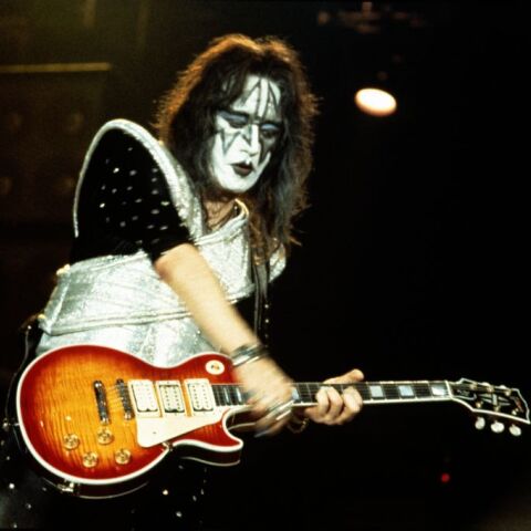 Έις Φρίλεϊ: Πέθανε ο συνιδρυτής και κιθαρίστας των KISS στα 74 του