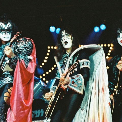 «Αναντικατάστατος ροκ στρατιώτης» - O Πολ Στάνλεϊ και ο Τζιν Σίμονς αποχαιρετούν τον Έις Φρέιλι