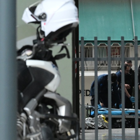 Νεκρός ο άνδρας που έπεσε από τον Πύργο Απόλλων στους Αμπελόκηπους