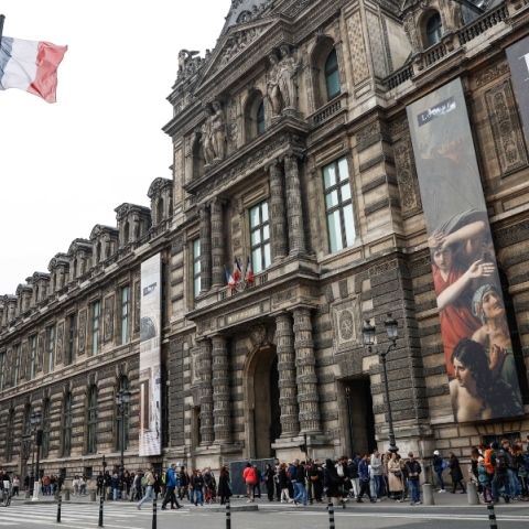 Ληστεία στο Λούβρο