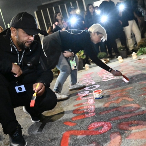 Συγγενείς των θυμάτων έγραψαν ξανά τα ονόματα