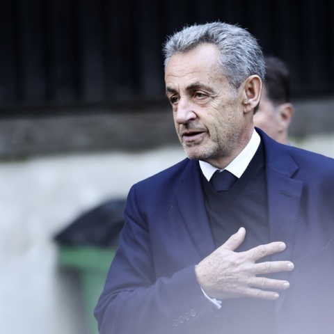 Νικολά Σαρκοζί: Το μακροσκελές μήνυμα λίγο πριν μπει στη φυλακή - «Ένας αθώος φυλακίζεται»