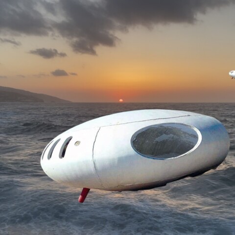 © Errands group - «U.F.O. «Lost in HEAVEN (2025) – The Journey of a Forgotten Future», εμπνευσμένο από το φουτουριστικό “σπίτι-ούφο” του Νικόλαου Ξάστερου. 9η Μπιενάλε Σύγχρονης Τέχνης Θεσσαλονίκης