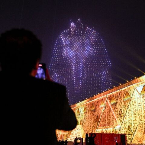 Μια νέα εποχή: Εντυπωσιακές φωτογραφίες από τα εγκαίνια του Μεγάλου Αιγυπτιακού Μουσείου