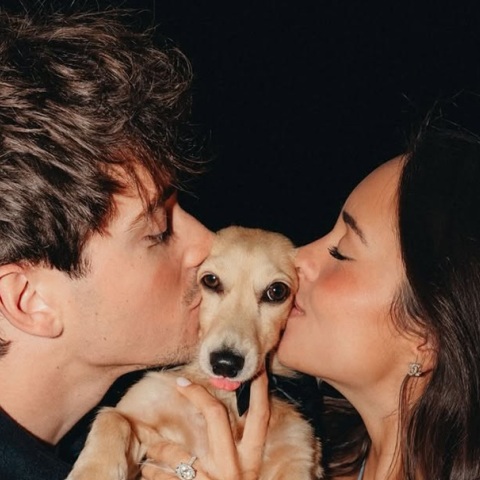 Κόκκινα τριαντάφυλλα, εντυπωσιακό μονόπετρο και ο Λέο - Η ρομαντική πρόταση γάμου του Λεκλέρ