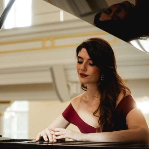 Νεφέλη Μούσουρα