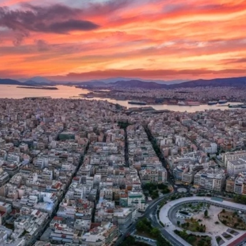 Τα Ντοκουμέντα του Πειραιά: Για πρώτη φορά οι αλάνες του Πειραιά ζωντανεύουν ξανά