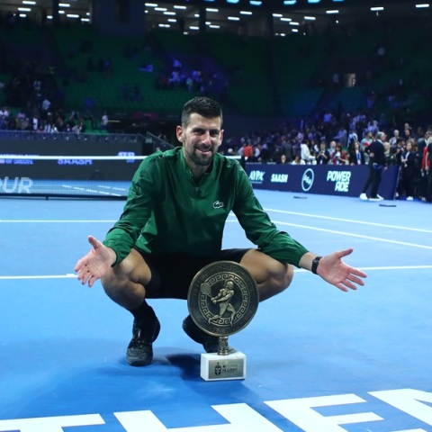 Σπουδαίος, ιστορικός Τζόκοβιτς - Νίκησε τον Μουζέτι (2-1) και κατέκτησε το πρώτο Hellenic Championship