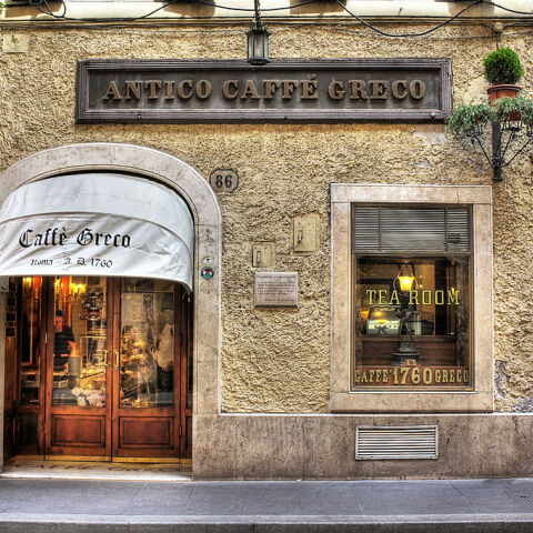 Το τέλος μιας εποχής στη Ρώμη: Το Antico Caffè Greco σφραγίστηκε — η πόλη αλλάζει, η μνήμη χάνεται