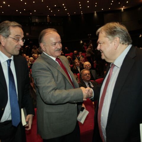 Συγκινητικό αντίο του Ευάγγελου Βενιζέλου στον Δημήτρη Σταμάτη