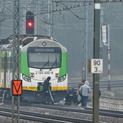 Πολωνία: Έκρηξη σε σιδηροδρομική γραμμή