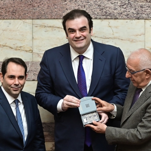 Βουλή, προϋπολογισμός