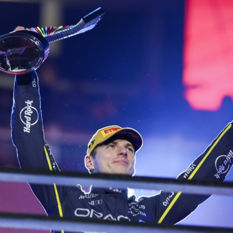 Έκανε την ανατροπή και πήρε τη νίκη στο GP του Λας Βέγκας o Μαξ Φερστάπεν