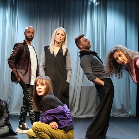 Το σπίτι στην Εθνική οδό- Ένα ήσυχο μέρος στο θέατρο Άλφα