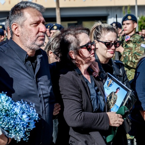 Βουβός πόνος στο Ηράκλειο για τον 19χρονο που έχασε τη ζωή του στο πεδίο βολής της Ρόδου