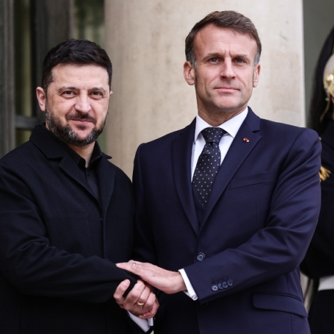 Συνάντηση Ζελένσκι - Μακρόν στο Παρίσι
