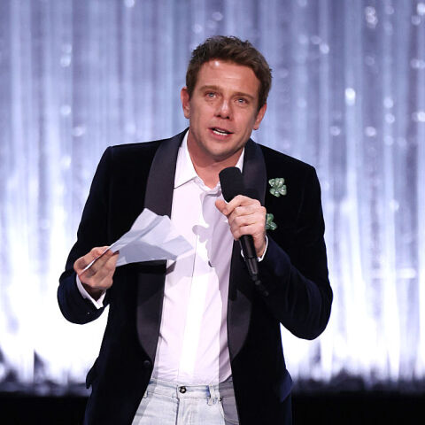 Τζόναθαν Άντερσον: Σχεδιαστής της Χρονιάς για τρίτη συνεχόμενη φορά στα Βρετανικά Βραβεία Μόδας 2025