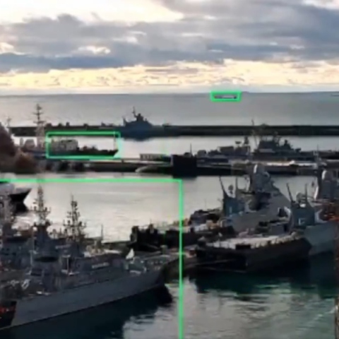 Η στιγμή που υποβρύχια drone της Ουκρανίας χτυπούν για πρώτη φορά ρωσικό υποβρύχιο