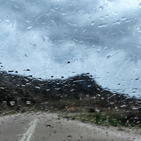 Καιρός: Βροχές και καταιγίδες