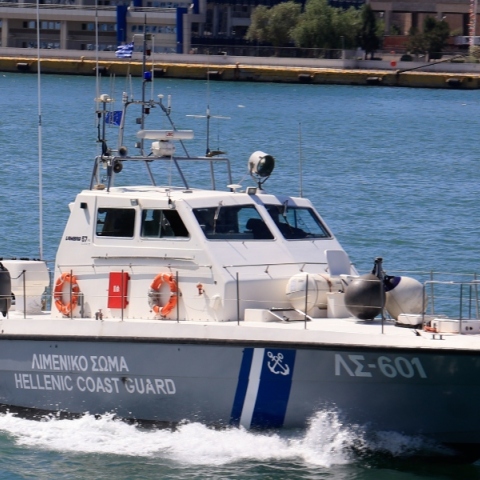 σκαφος λιμενικου