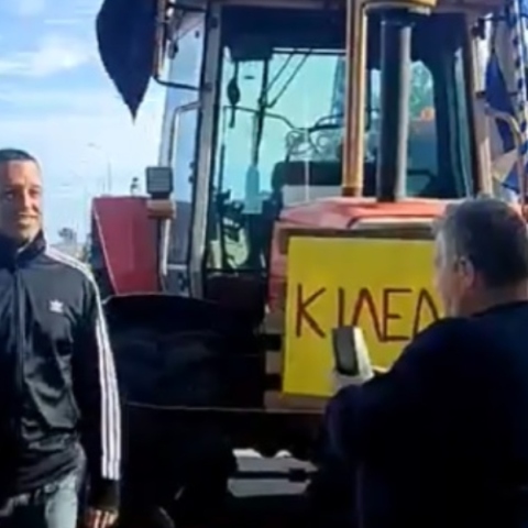 Ο Ηλίας Κασιδιάρης