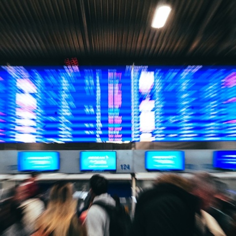 FIR Αθηνών: Η ειδική επιτροπή που θα ερευνήσει το μπλακ άουτ στα αεροδρόμια