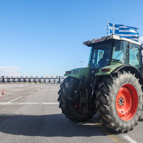 Με δύο επιτροπές την Τρίτη οι αγρότες στο Μαξίμου – Στο τραπέζι Mercosur και διαρθρωτικά ζητήματα