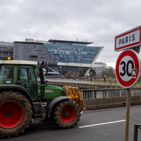 Γαλλία: Νέα διαδήλωση αγροτών στο Παρίσι κατά της συμφωνίας της ΕΕ με τη Mercosur