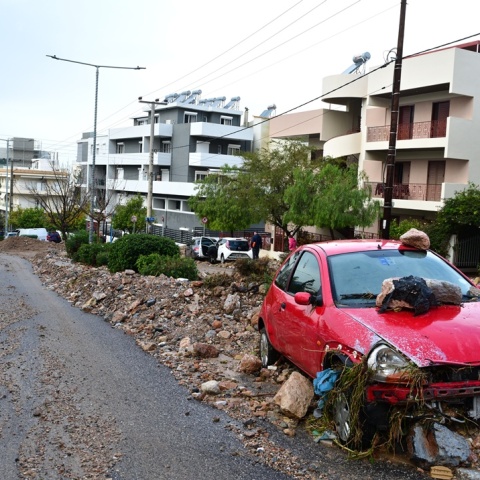 Άνω Γλυφάδα: Η επόμενη ημέρα από το φονικό πέρασμα της κακοκαιρίας - Δείτε εικόνες