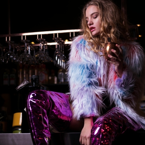 Glamoratti: Πώς η πολυτέλεια των ’80s στα ρούχα γίνεται ξανά cool το 2026