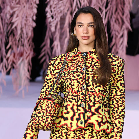 Η Dua Lipa και η επιστροφή του «Boom Boom» 