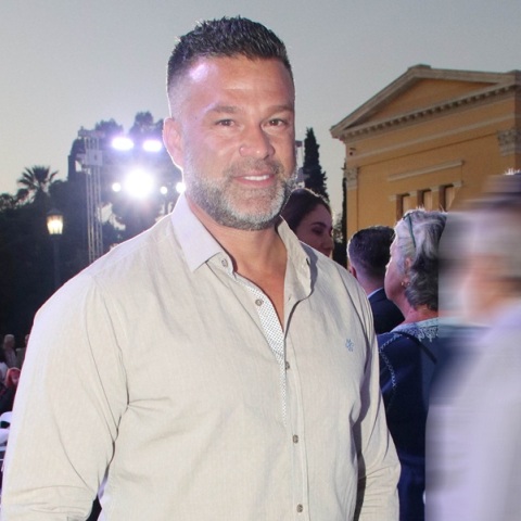 Στο νοσοκομείο ο Κώστας Σόμμερ – «Να προσέχετε την υγεία σας»