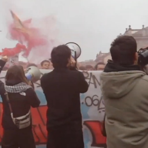 Συγκρούσεις της αστυνομίας με διαδηλωτές στο Μιλάνο