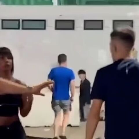 Ταϊλάνδη: Άγρια συμπλοκή Βρετανών τουριστών με τρανς γυναίκες