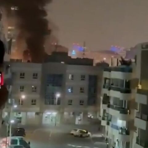 Στις φλόγες το αμερικανικό προξενείο στο Ντουμπάι - Επίθεση με ιρανικό drone