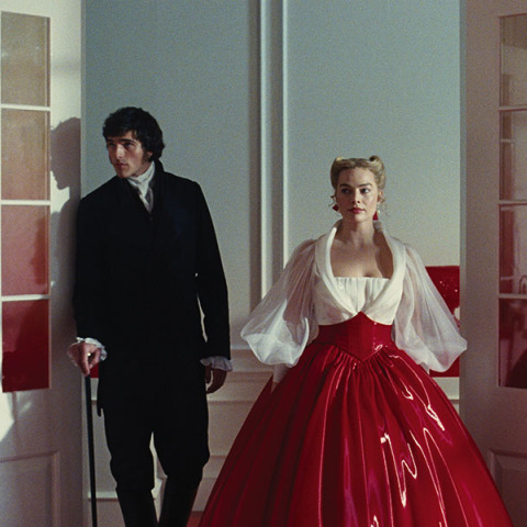 Ανεμοδαρμένα Ύψη: Από το ομώνυμο τραγούδι της Κέιτ Μπους στη νέα ταινία της Έμεραλντ Φένελ